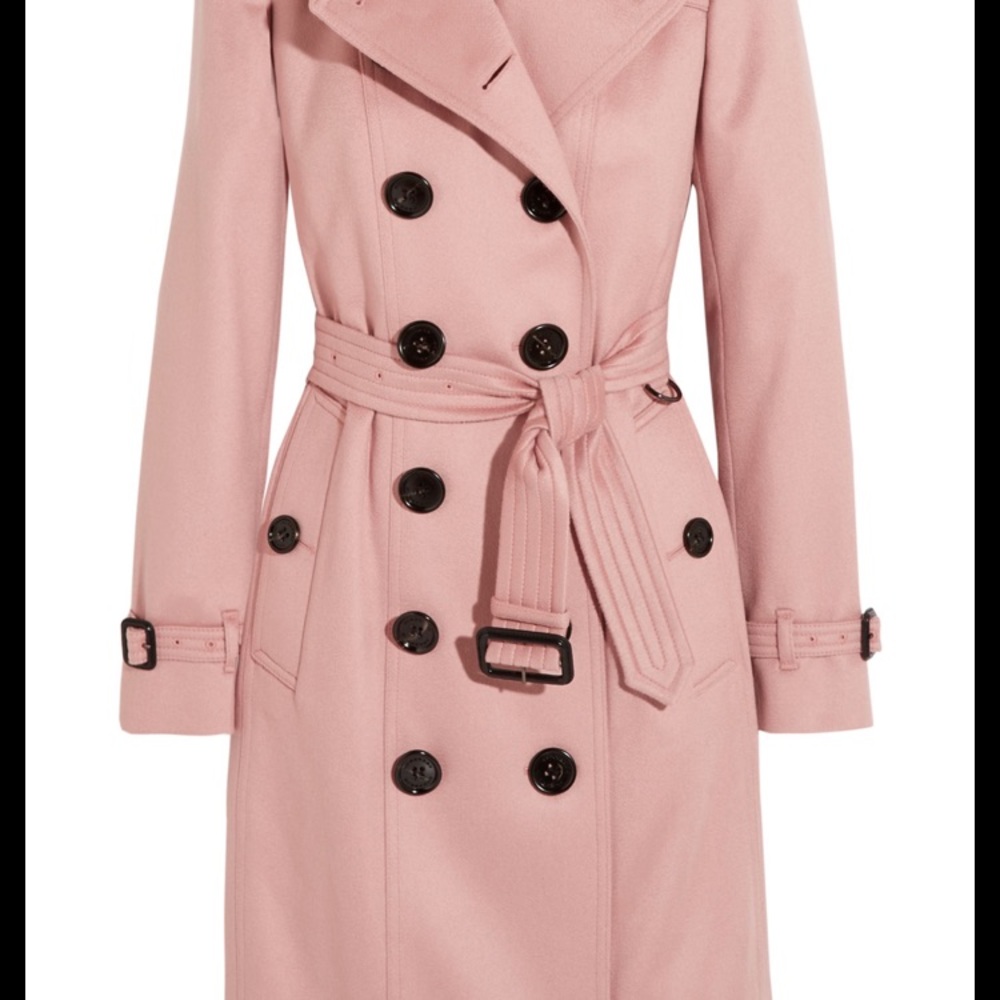 ISO pink cashmere Burberry trench. Size 0, 2 or 4 - Picture 4 of 4